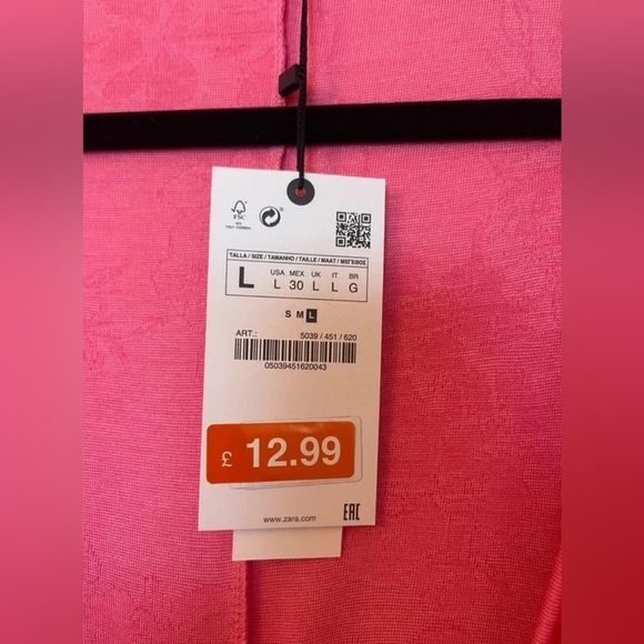 Elegant Pink Maxi Dress - Picture 2 of 4